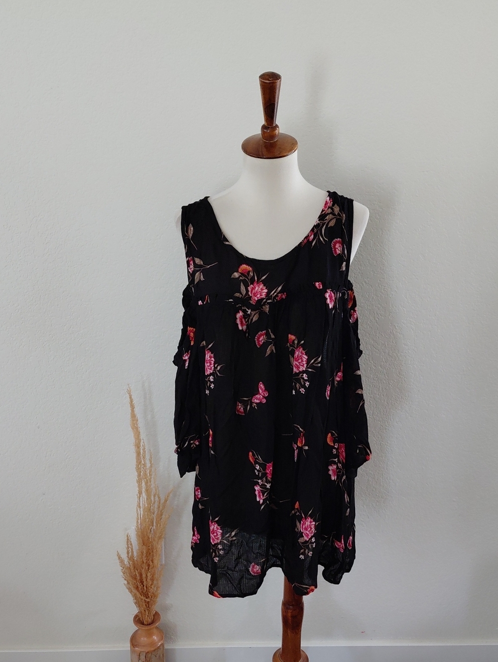 Torrid Cold Shoulder Floral Tunic